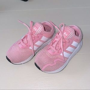 Adidas Swift Run Tennis Shoes